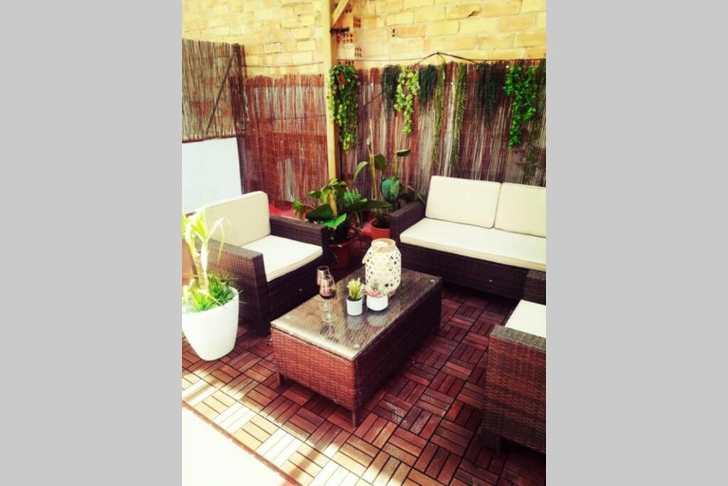 M4 Cool Terrace. 1 Min To Metro. 15 Min To Center Apartment Esplugues de Llobregat Exterior photo
